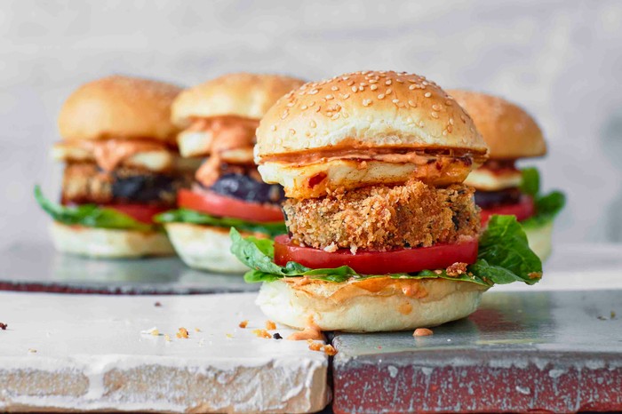 Halloumi Burger Recipe with Aubergine Halloumi Burger Recipe with Aubergine